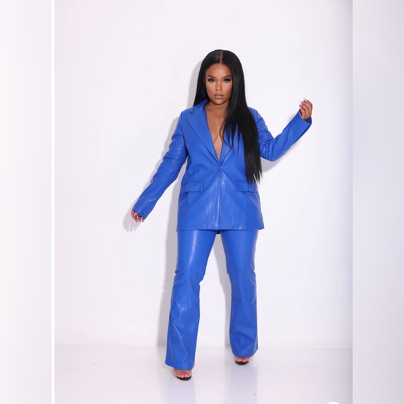 Blazer Set - Picture 3 of 4